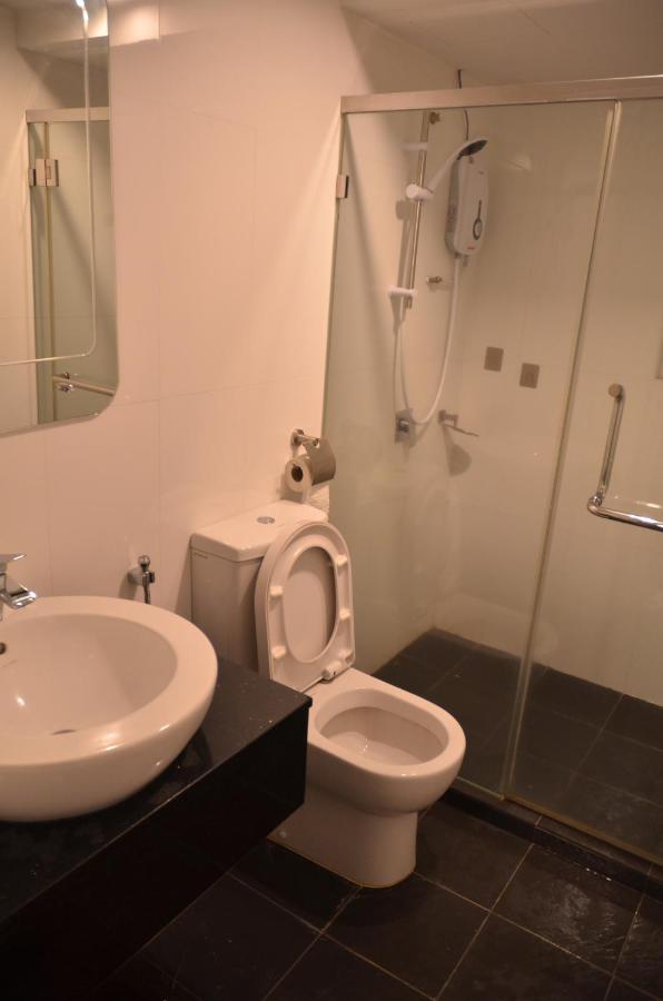 Maritime Suite Duplex Penang- Pemandangan Laut George Town Eksteriør billede